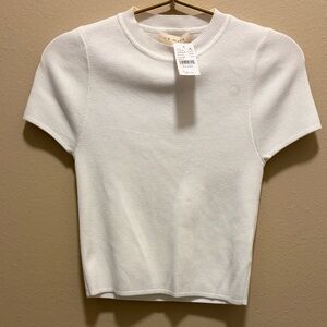 La Hearts Classic White Short Sleeve Top